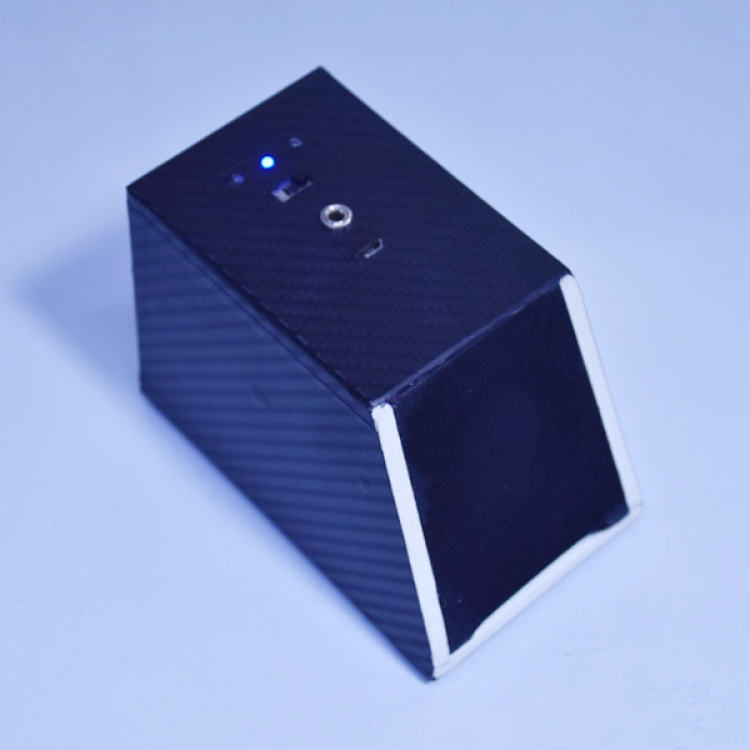 Portable Wireless Bluetooth Speaker_Hand Made
